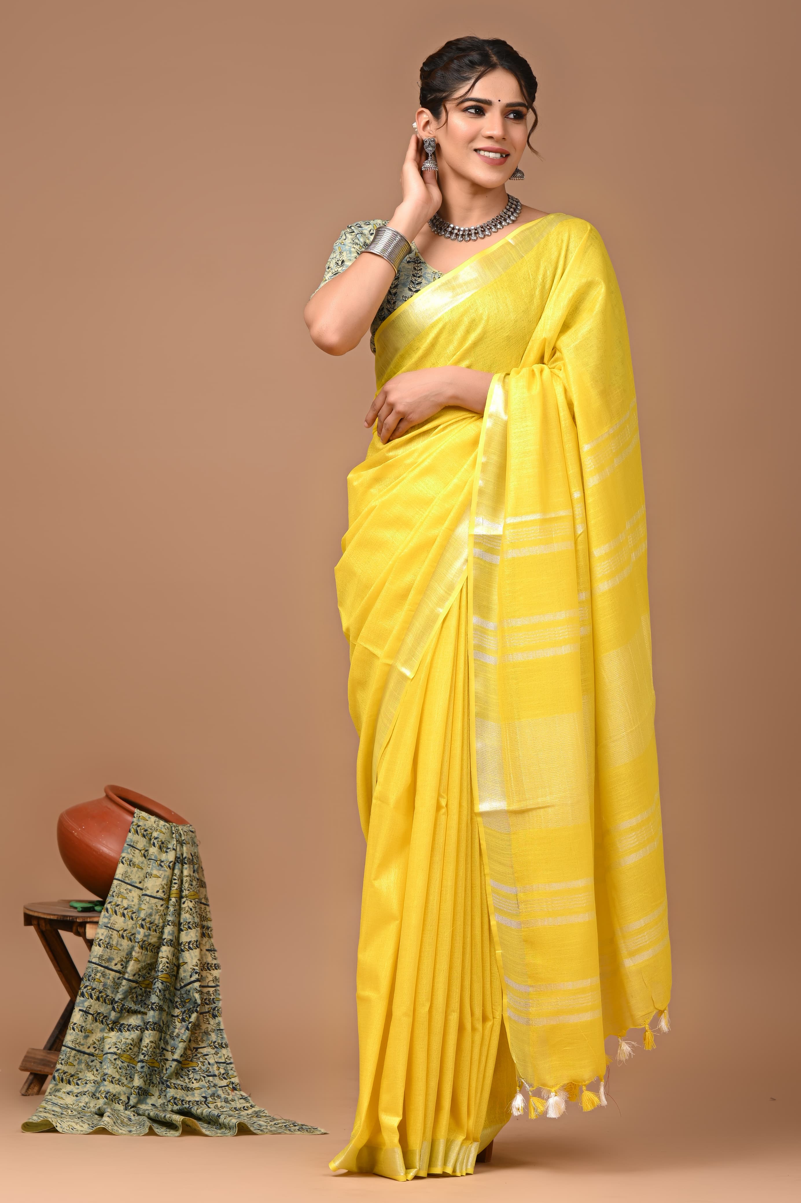 Plain Cotton Linen Saree with Blouse Piece